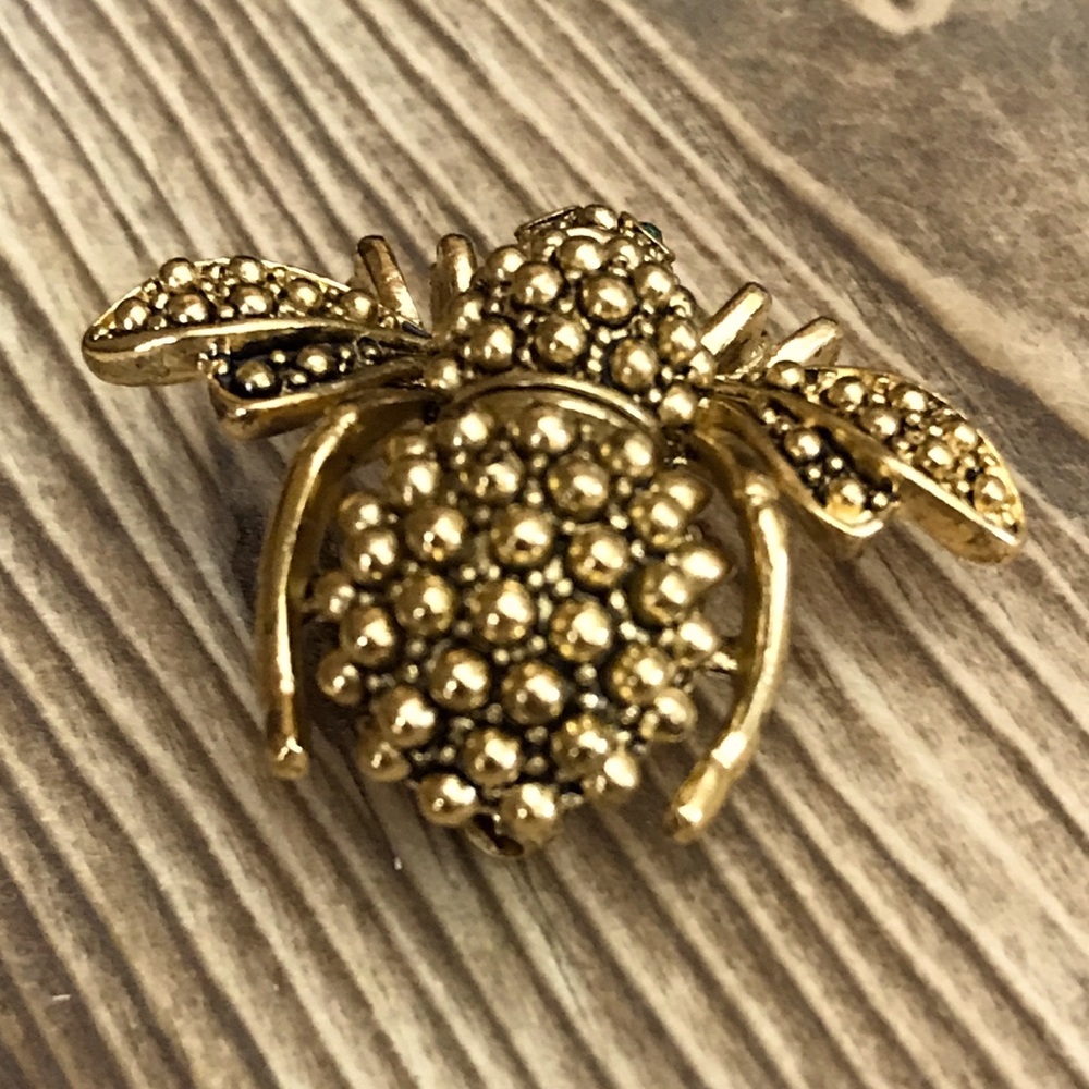 Joan Rivers Bead Textured Bee Brooch - Picture 4 of 8